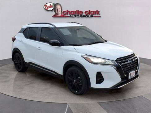 Certified 2024 Nissan Kicks SR w/ SR Premium Package image 7