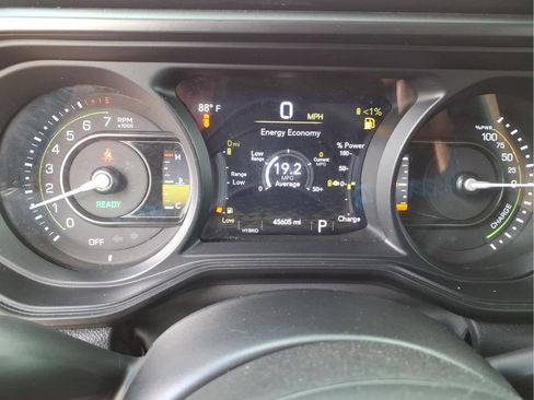 Used 2024 Jeep Wrangler Unlimited Rubicon 4xe AWD/4WD image 22