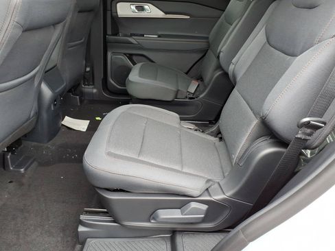 New 2026 Ford Explorer Active AWD/4WD image 12