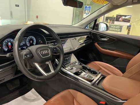 Used 2021 Audi Q7 3.0T Premium Plus w/ Executive Package AWD/4WD image 13