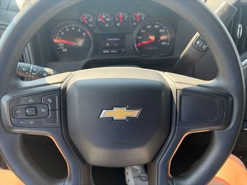 Used 2024 Chevrolet Silverado 1500 Custom AWD/4WD image 21