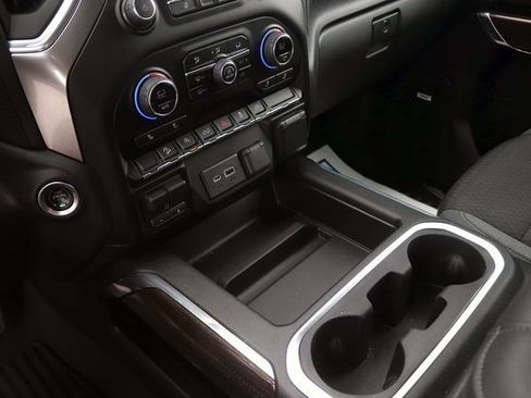 Used 2022 Chevrolet Silverado 1500 RST w/ Convenience Package II image 19