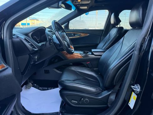 Used 2016 Lincoln MKX Reserve w/ Climate Package image 20