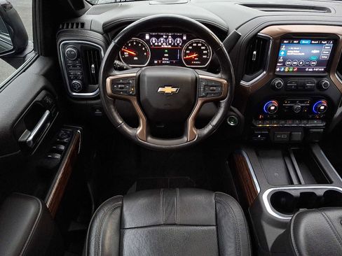 Used 2020 Chevrolet Silverado 1500 High Country image 13