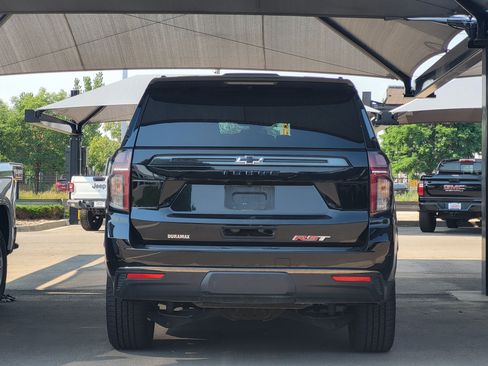 Used 2021 Chevrolet Tahoe RST w/ Luxury Package AWD/4WD image 4