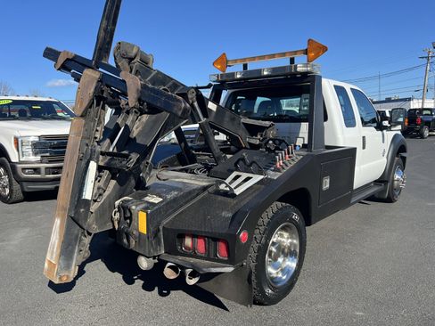 Used 2015 Ford F550 2WD SuperCab Super Duty w/ Power Equipment Group image 4