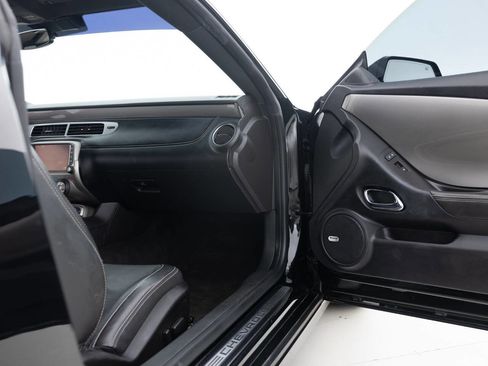 Used 2015 Chevrolet Camaro SS w/ SS Performance Package image 28