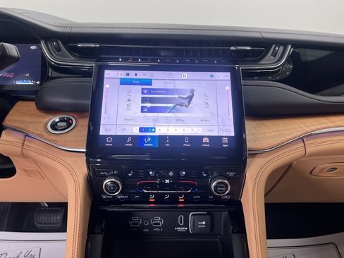 Used 2024 Jeep Grand Cherokee L Summit image 14