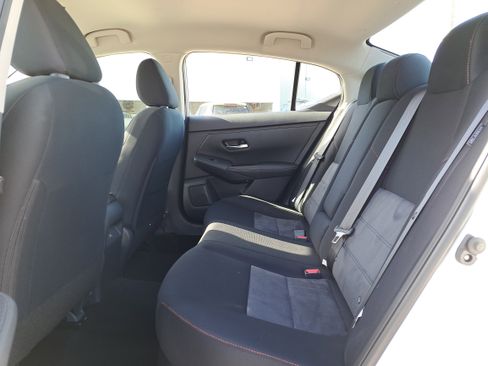 Certified 2024 Nissan Sentra SR image 17