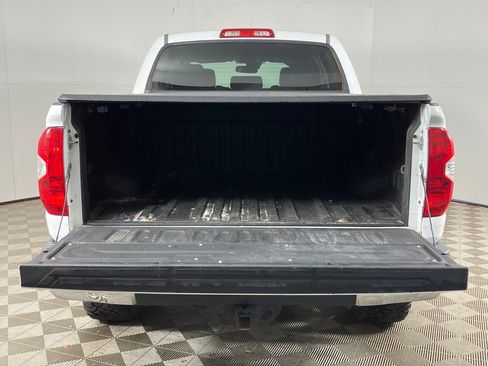 Used 2018 Toyota Tundra SR5 image 25