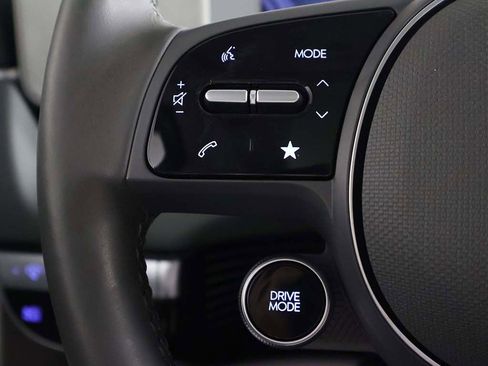 Used 2024 Hyundai Ioniq 5 Limited image 44