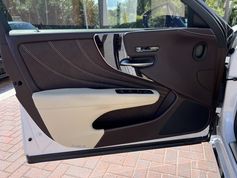 Used 2019 Lexus LS 500 RWD image 14