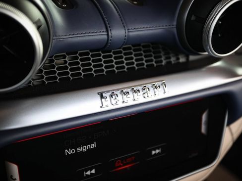 Certified 2022 Ferrari Portofino M RWD image 35
