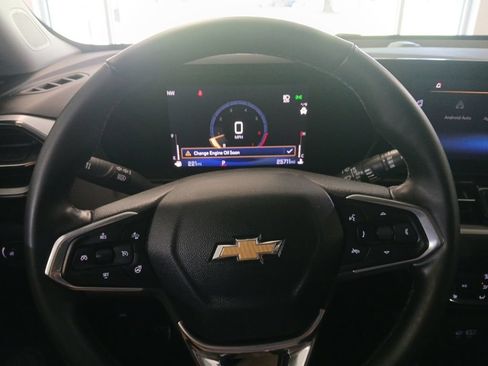 Used 2024 Chevrolet TrailBlazer LT w/ LT Cold Weather Package FWD image 21