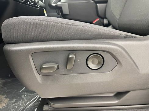 New 2026 Chevrolet Silverado 1500 LT image 9