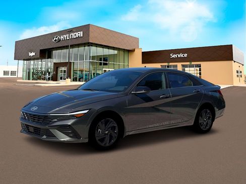 New 2026 Hyundai Elantra SEL Sport Premium FWD image 2