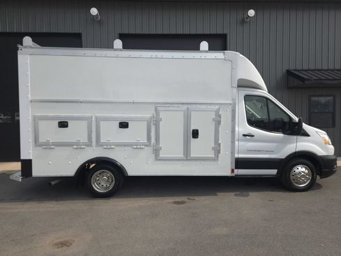 Used 2020 Ford Transit 350 DRW w/ Exterior Upgrade Package RWD image 5