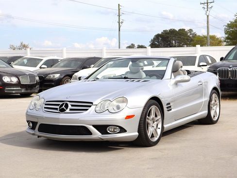 Used 2008 Mercedes-Benz SL 550 image 4