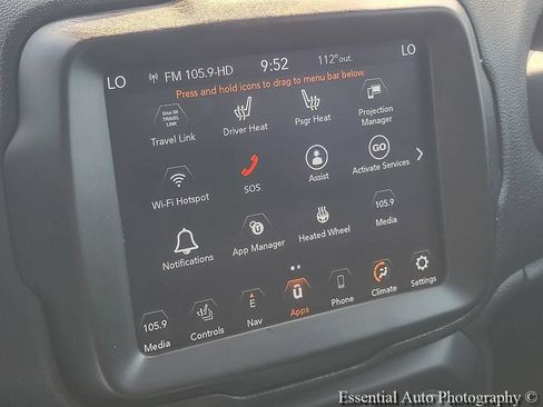 Certified 2022 Jeep Renegade Latitude w/ Sun/Sound Group AWD/4WD image 16