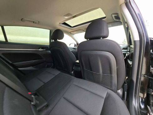 Used 2018 Hyundai Elantra Value Edition FWD image 14