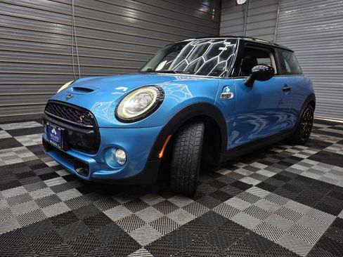 Used 2019 MINI Cooper S FWD image 34