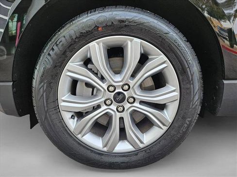 Used 2023 Ford Edge Titanium w/ Class II Trailer Tow Package image 23