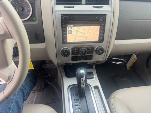 Used 2008 Ford Escape 4WD Hybrid image 11