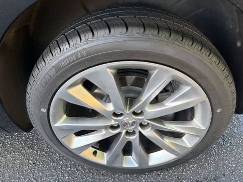 Used 2023 Buick Envision Avenir FWD image 20