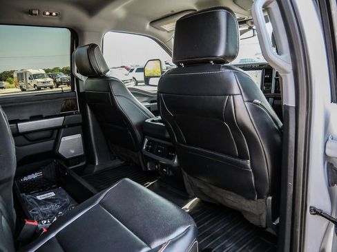 Used 2023 Ford F450 Lariat w/ FX4 Off-Road Package AWD/4WD image 22