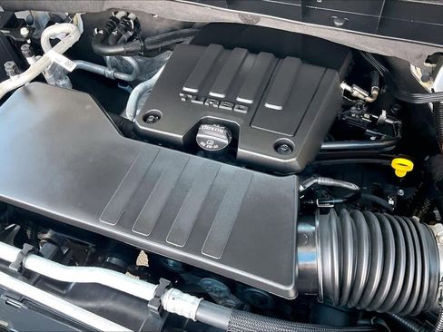 Used 2023 Chevrolet Silverado 1500 Custom RWD image 29