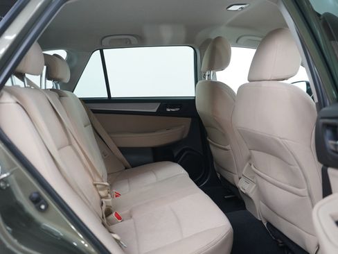 Used 2019 Subaru Outback 2.5i Premium AWD/4WD image 12