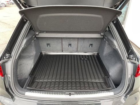 Used 2022 Audi Q3 2.0T Premium image 34