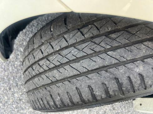 Used 2004 Nissan 350Z Touring w/ Aerodynamics Pkg image 25