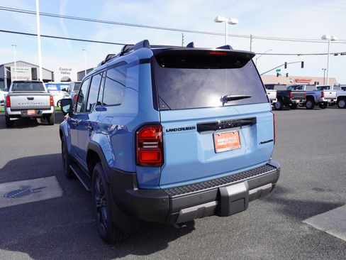 New 2026 Toyota Land Cruiser image 9