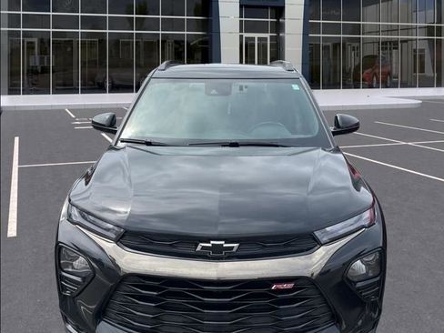 Used 2023 Chevrolet TrailBlazer RS AWD/4WD image 2