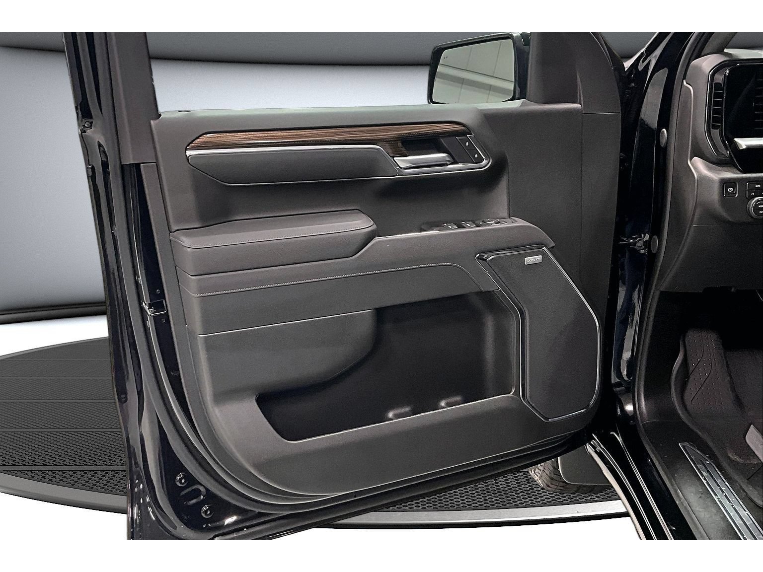 New 2026 Chevrolet Silverado 1500 RST w/ RST All Star Premium Package AWD/4WD image 36