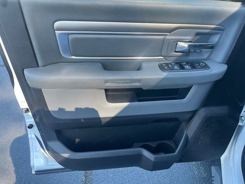 Used 2016 RAM 1500 Lone Star image 12