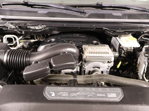 Used 2022 Jeep Wagoneer Series III AWD/4WD image 21