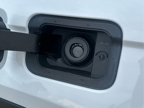 New 2025 Jeep Grand Cherokee Limited w/ Luxury Tech Group II image 22