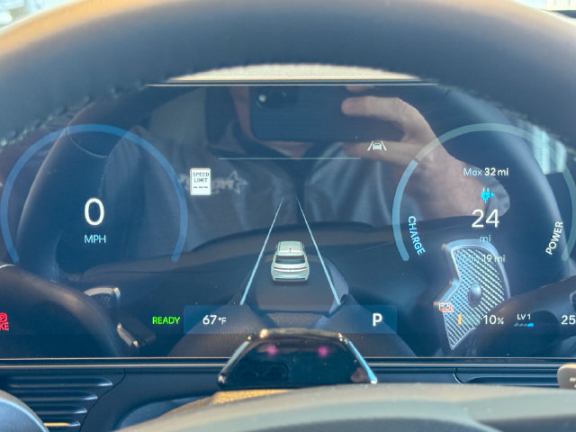 New 2027 Hyundai Ioniq 5 SEL AWD/4WD image 24