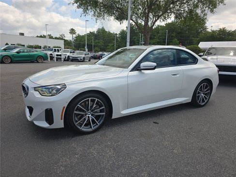 Used 2025 BMW 230i Coupe RWD image 5
