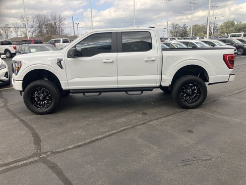 Used 2023 Ford F150 XLT w/ Trailer Tow Package AWD/4WD image 4