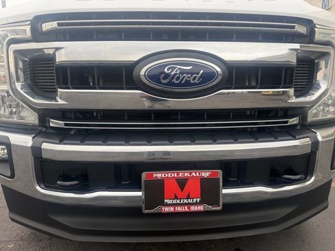 Used 2022 Ford F250 XLT w/ XLT Value Package AWD/4WD image 10