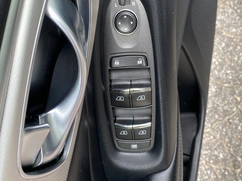 Used 2020 INFINITI Q50 Luxe RWD image 17
