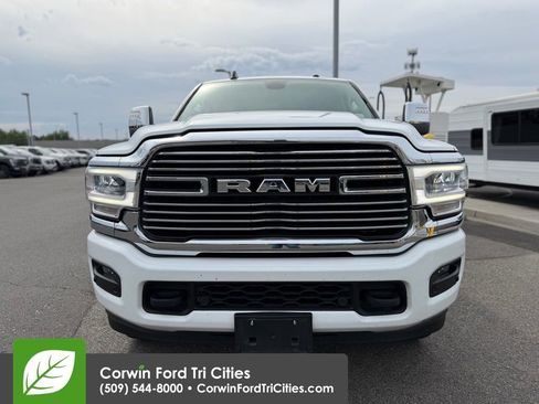 Used 2023 RAM 2500 Laramie AWD/4WD image 6