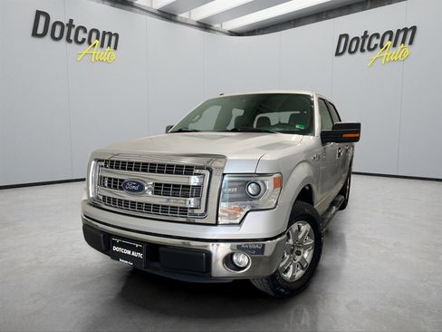 Used 2014 Ford F150 XLT w/ Equipment Group 302A Luxury image 2