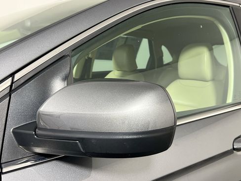 Used 2024 Ford Edge SEL image 12