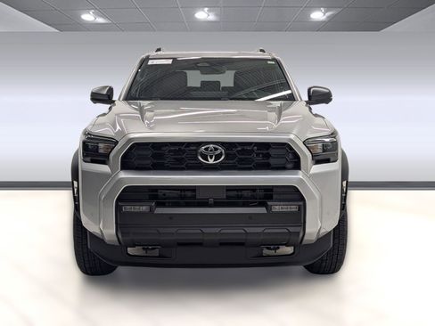 New 2025 Toyota 4Runner 4WD image 5