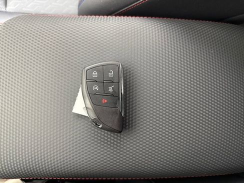 New 2026 Chevrolet Equinox RS image 36