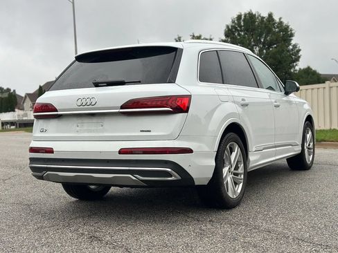 Used 2023 Audi Q7 3.0T Premium AWD/4WD image 7